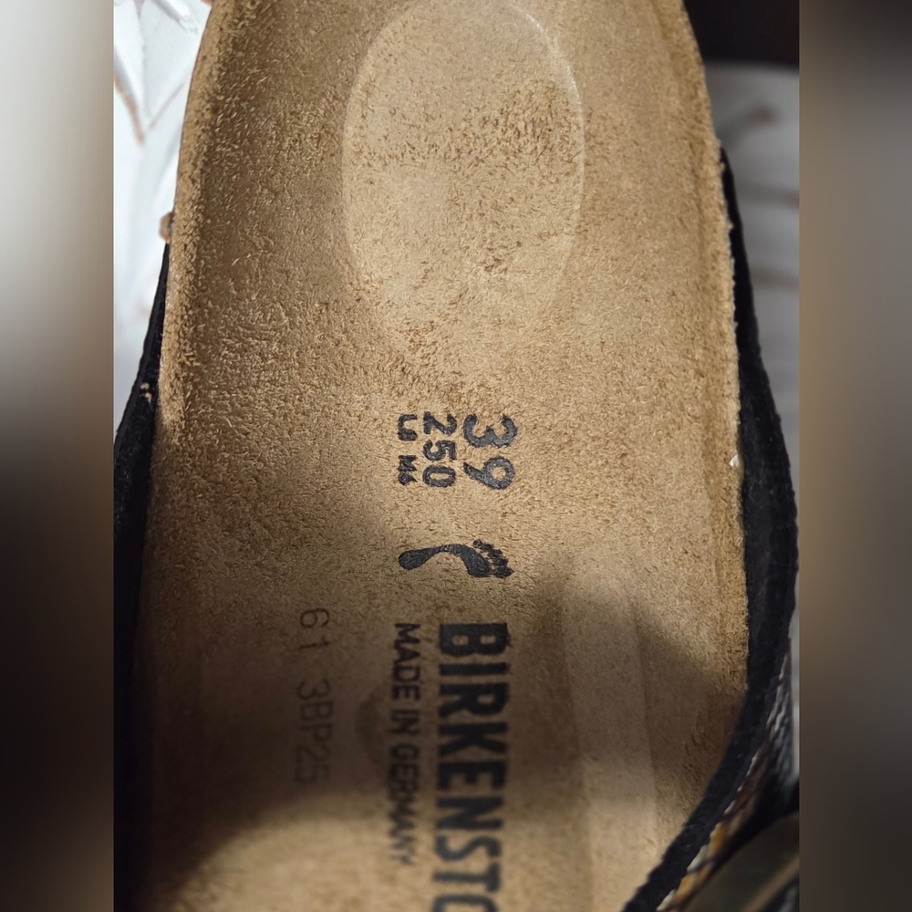 Authentic Birkenstock Womens Slide Size 8 - Picture 10 of 10